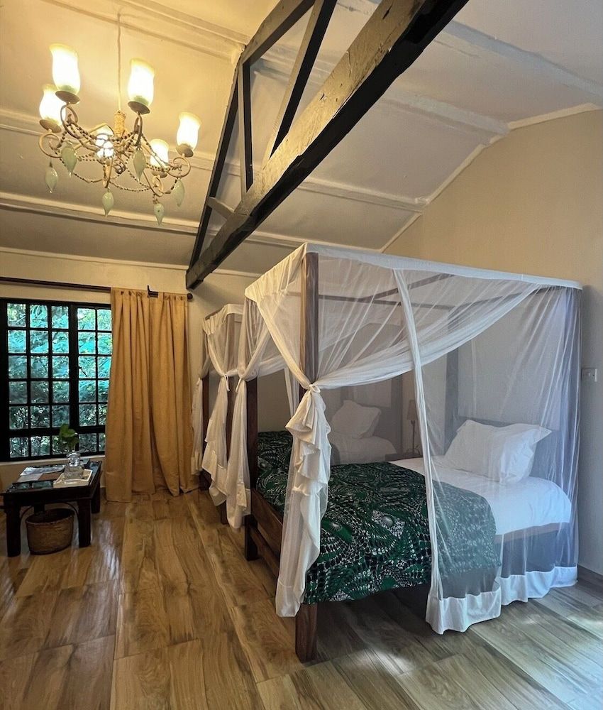 Mount Meru Game Lodge Standard Quadruple Room, 1 Bedroom 5