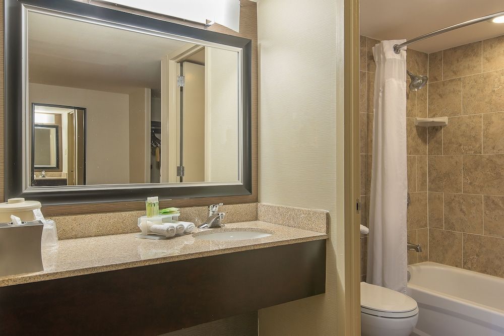 Holiday Inn Express Philadelphia-Midtown by IHG