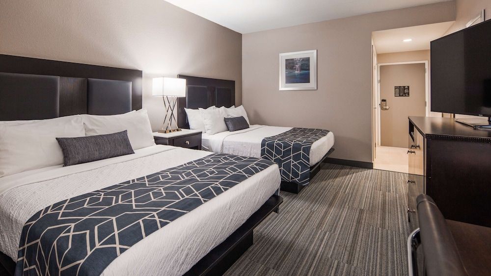 Suite, 2 Queen Beds, Accessible, Refrigerator & Microwave (with Sofabed)