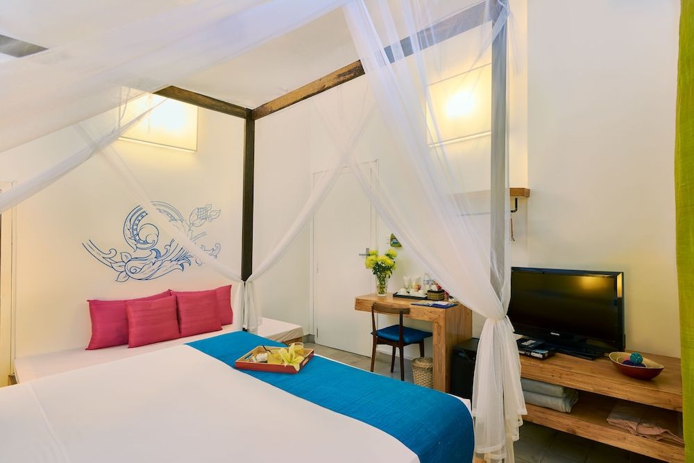 Blue Lime Standard Double Room 2