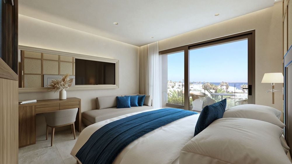 Superior Room with Sea View