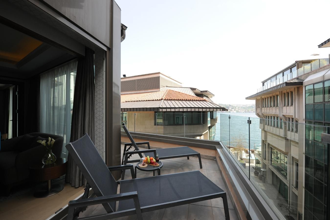 Superior Apartment with Terrace - Annex Building