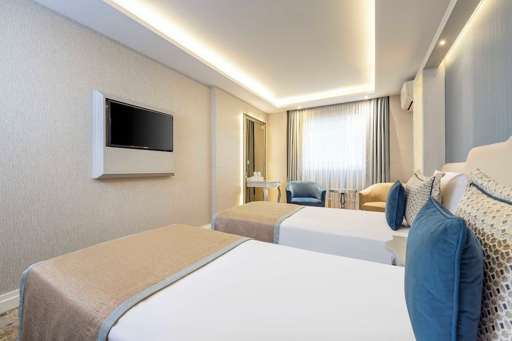 AHC Old City Hotel Standard Double or Twin Room 4