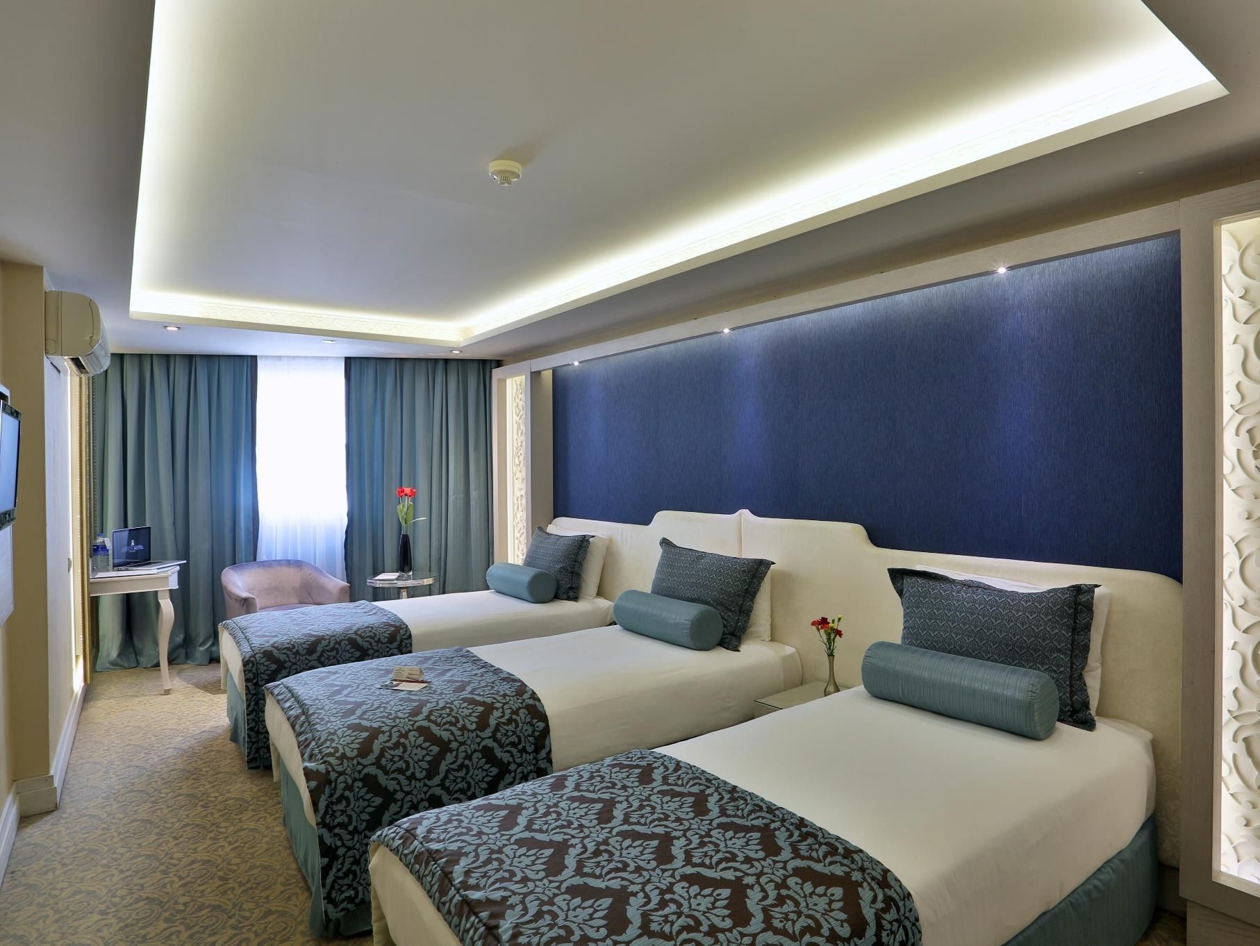 undefined AHC Old City Hotel 10