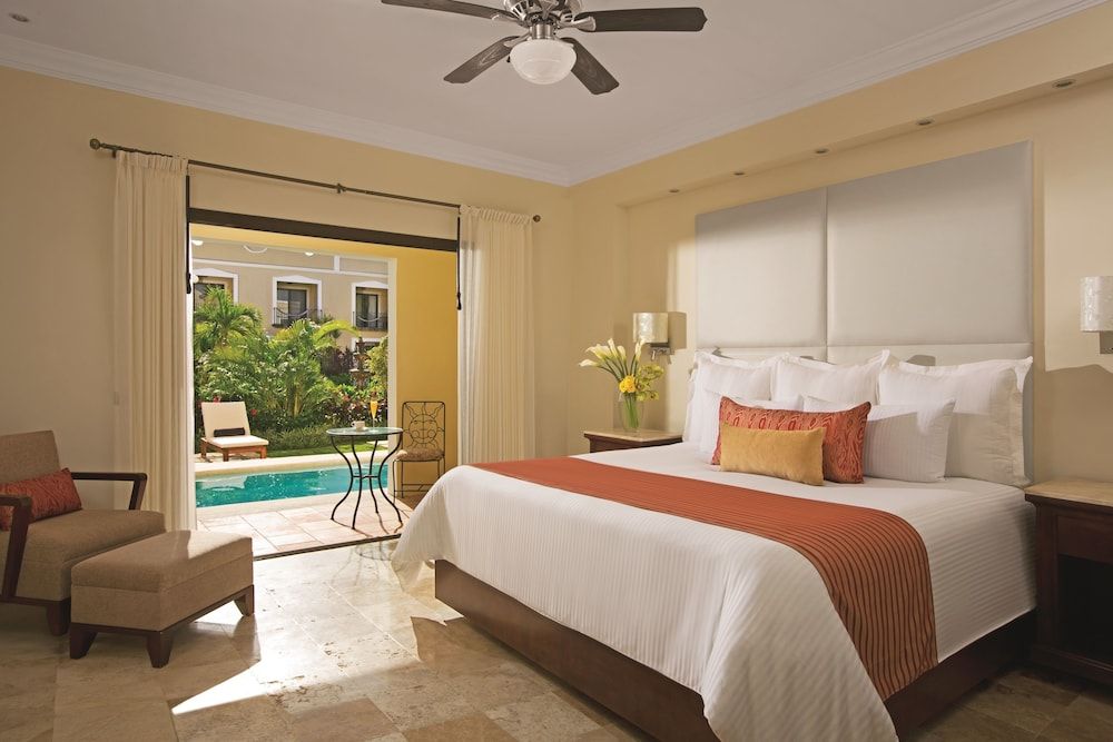 Preferred Club Deluxe Swimout Adult Garden King