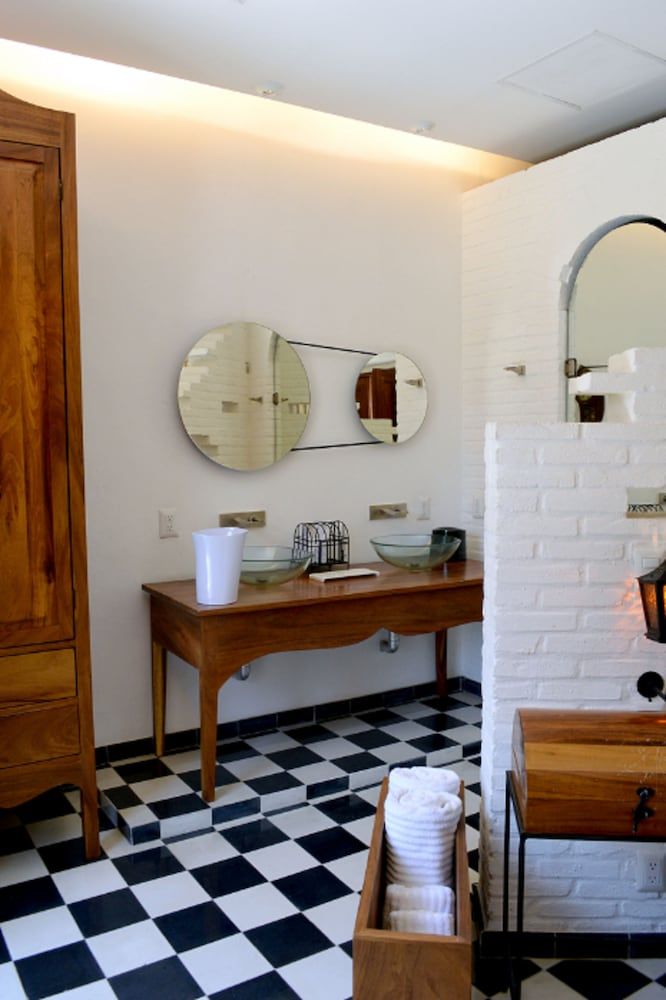 Del Carmen Concept Hotel Design Double Room, 1 King Bed, Park View 3