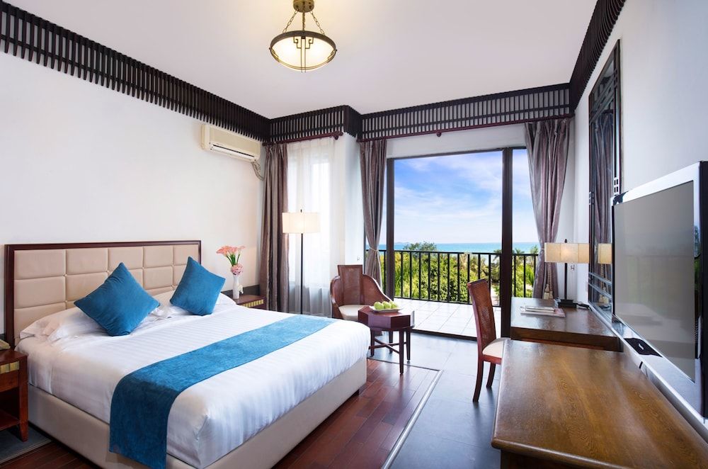 Superior Queen or Twin Room With Mountain View