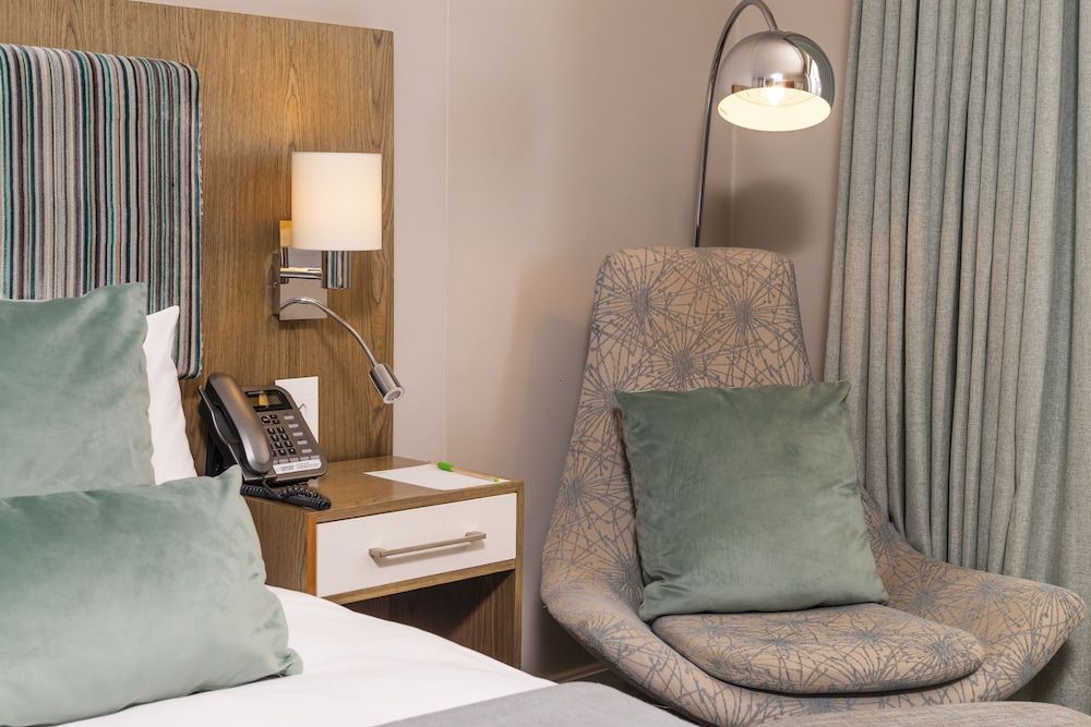 aha Harbour Bridge Hotel & Suites Standard Room, 1 Queen Bed 8