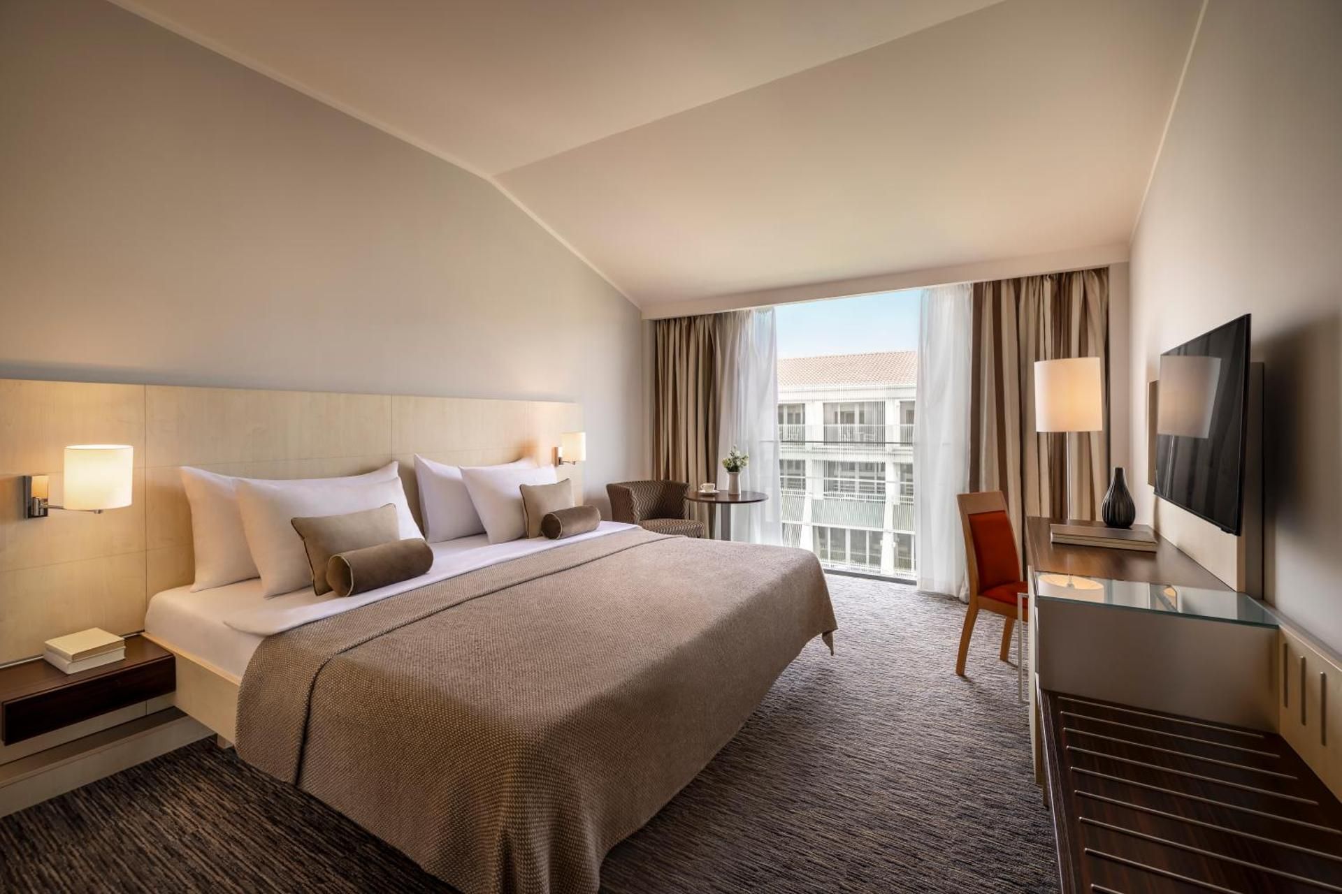 undefined Valamar Lacroma Hotel 5