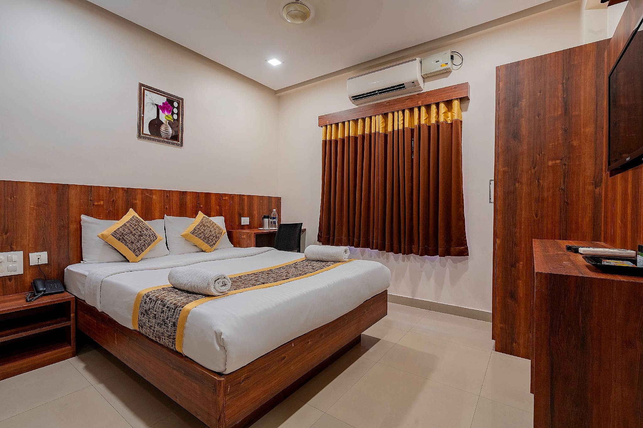 Prime Palace Hotel Standard Double Room with Fan 16