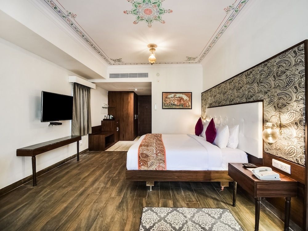 Bamboo Saa Resort & Spa - Udaipur Regal classic room