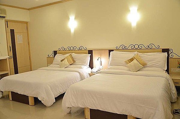 Garden Hotel Standard Room 2