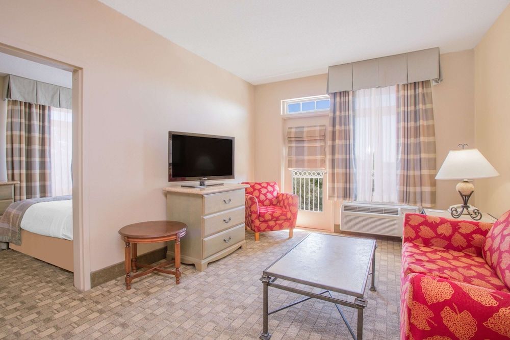 Suite, 1 Bedroom, Non Smoking (2 Queen Beds)