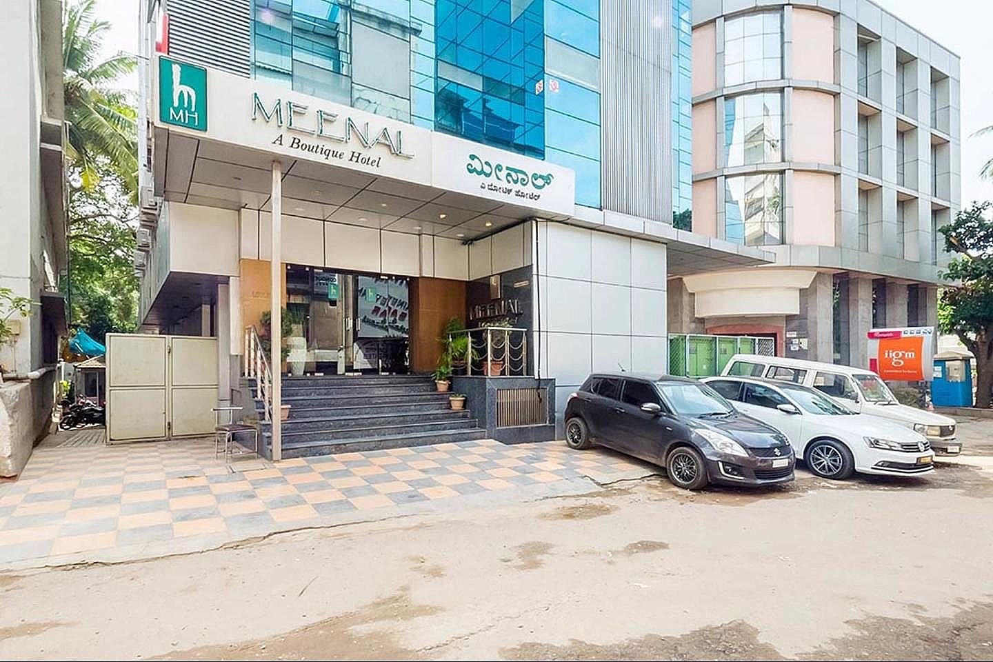 Meenal Hotel