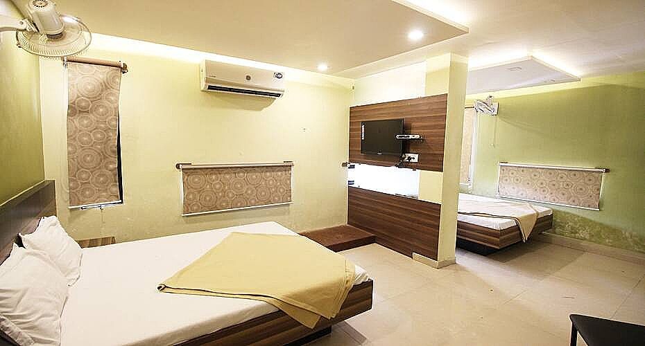 undefined Hotel O by OYO Apollo 8