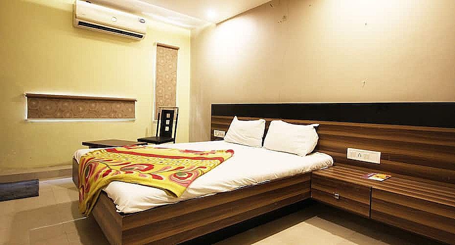 undefined Hotel O by OYO Apollo 5