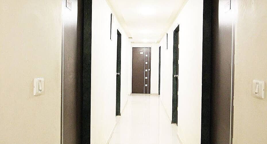 undefined Hotel O by OYO Apollo 3