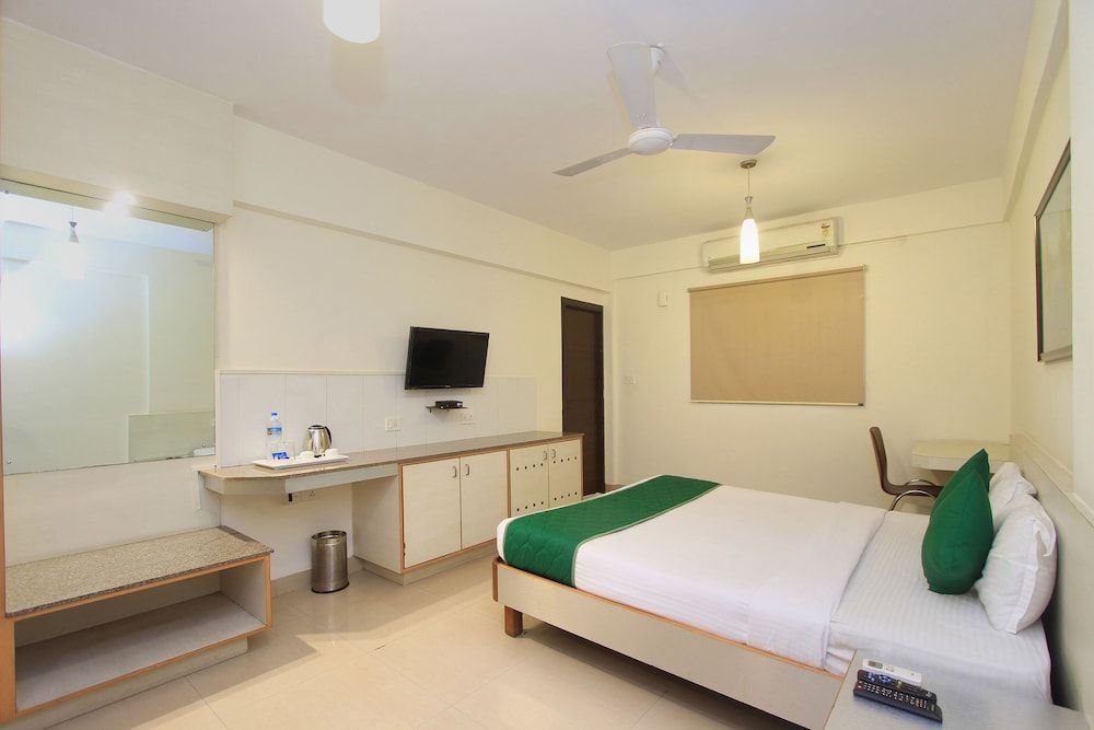 OYO 9418 Jade Springs Hotel Double or Twin Room 5