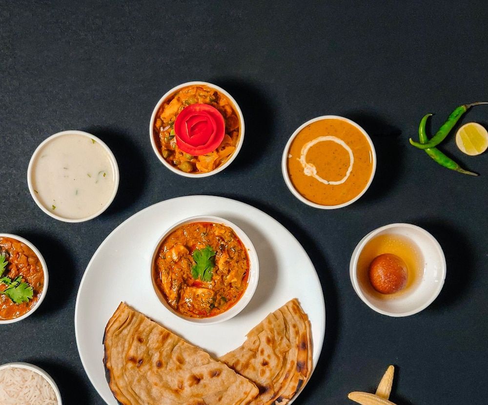 undefined OYO 9653 Ample Premium Suites 7