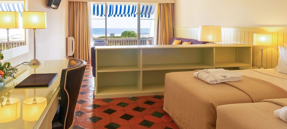 Hotel Algarve Casino Family Room, Balcony, Sea View 7
