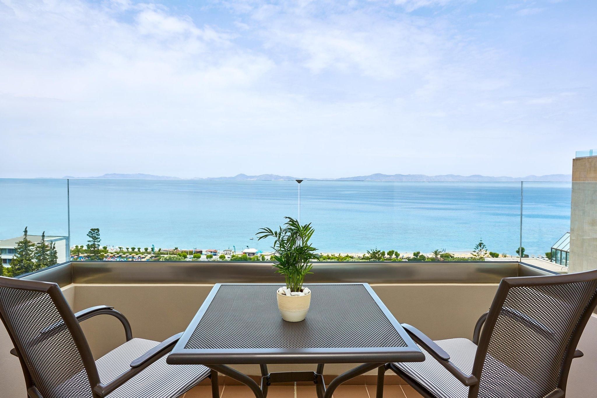 Panoramic Room, Guest room, 2 Twin, Sea view, Balcony