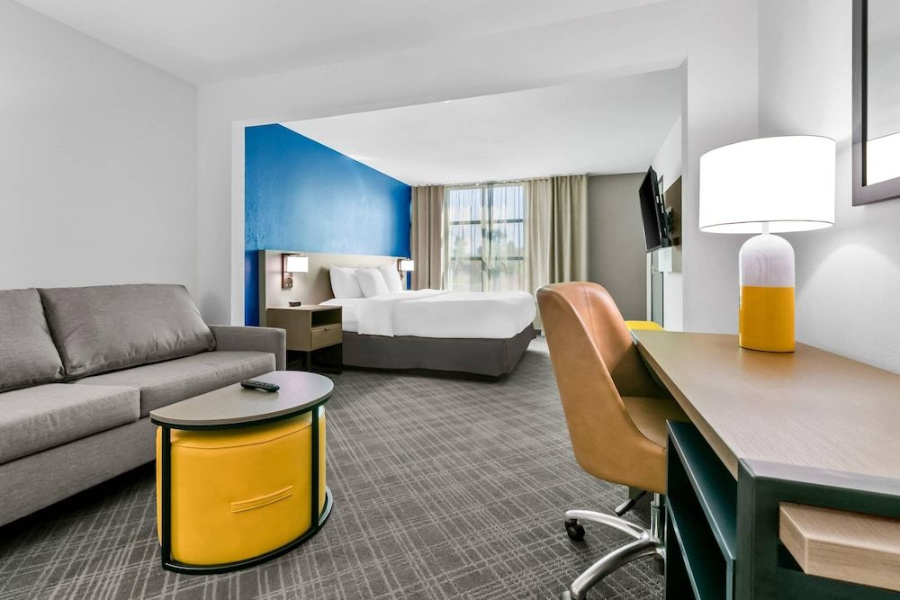 Standard Room, 1 King Bed with Sofa bed, Non Smoking