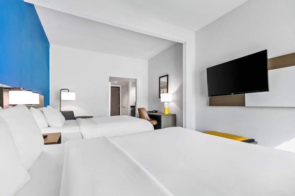 Standard Room, 2 Queen Beds, Non Smoking