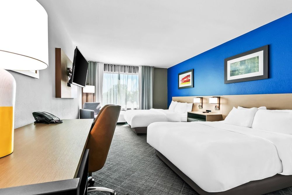 Room, 2 Queen Beds, Accessible, Non Smoking