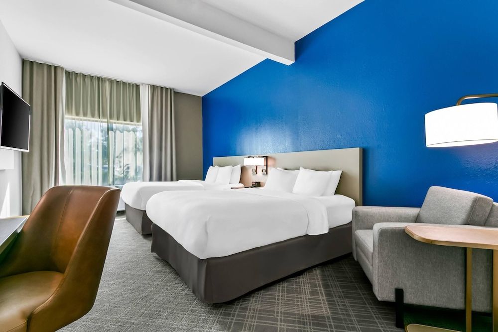 Standard Room, 2 Queen Beds, Non Smoking