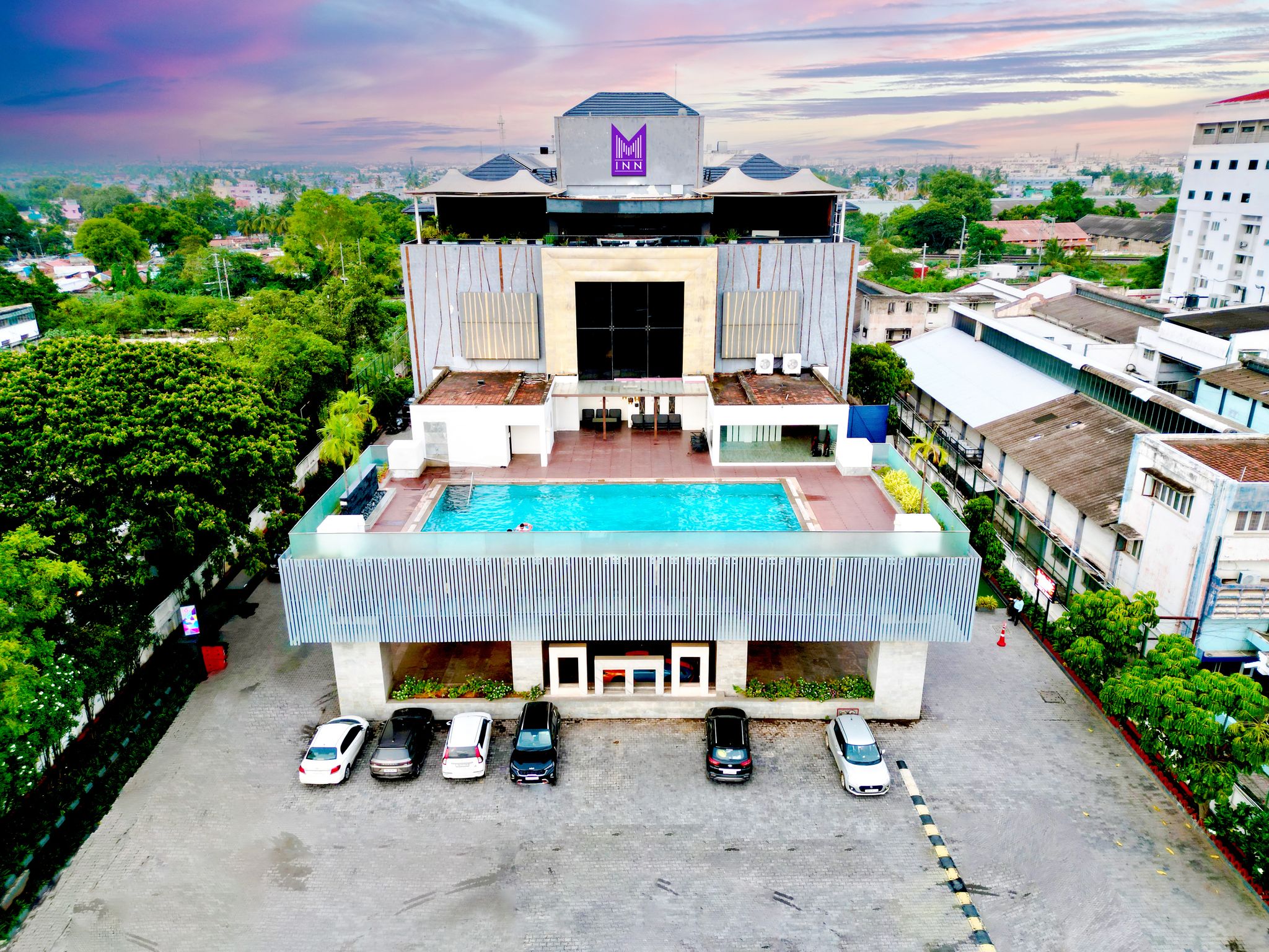 M INN Hotel