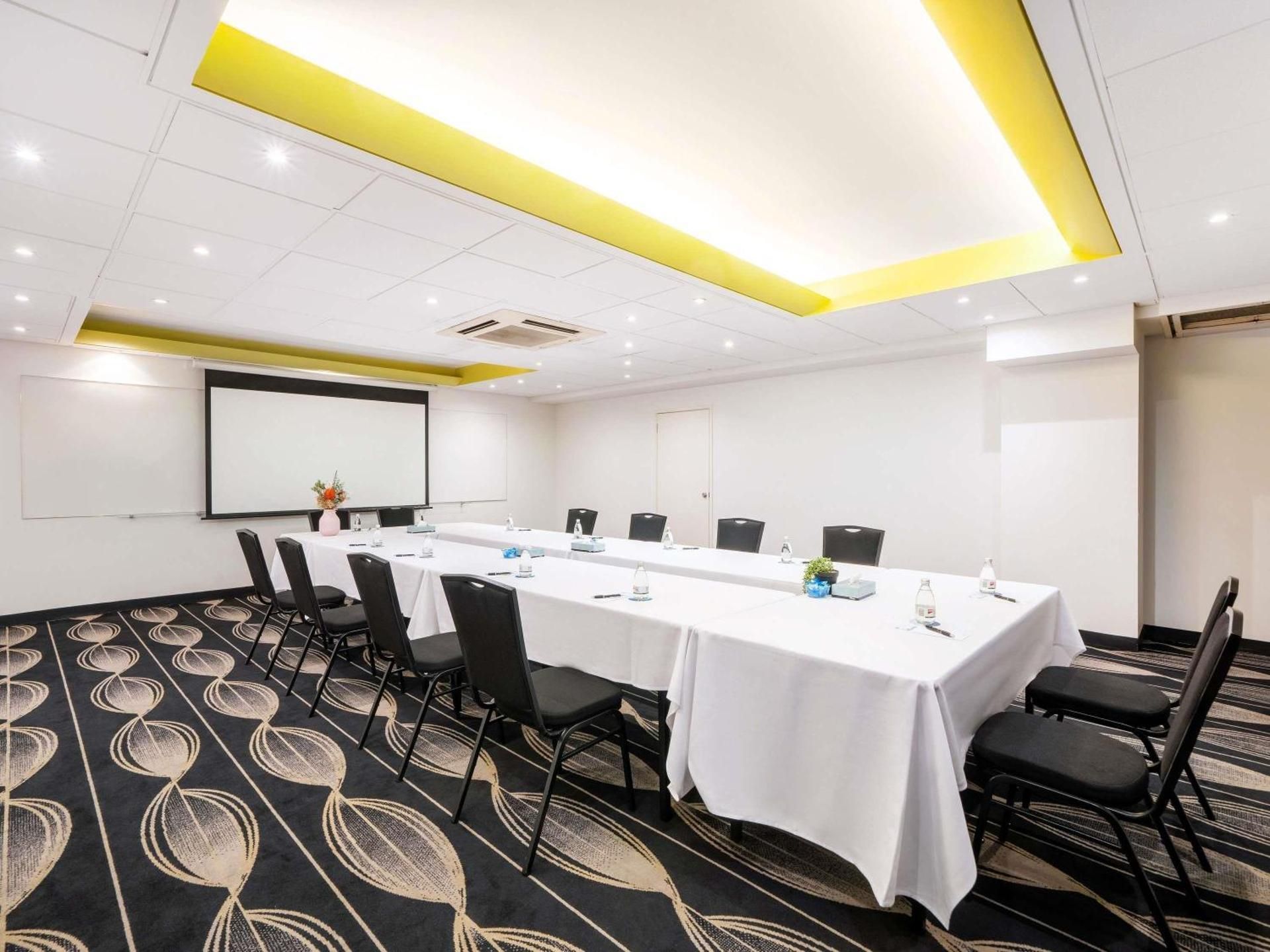 meeting room / ballrooms
