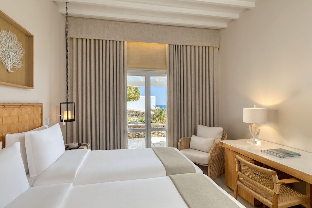Santa Marina, a Luxury Collection Resort, Mykonos Room, Partial Sea View