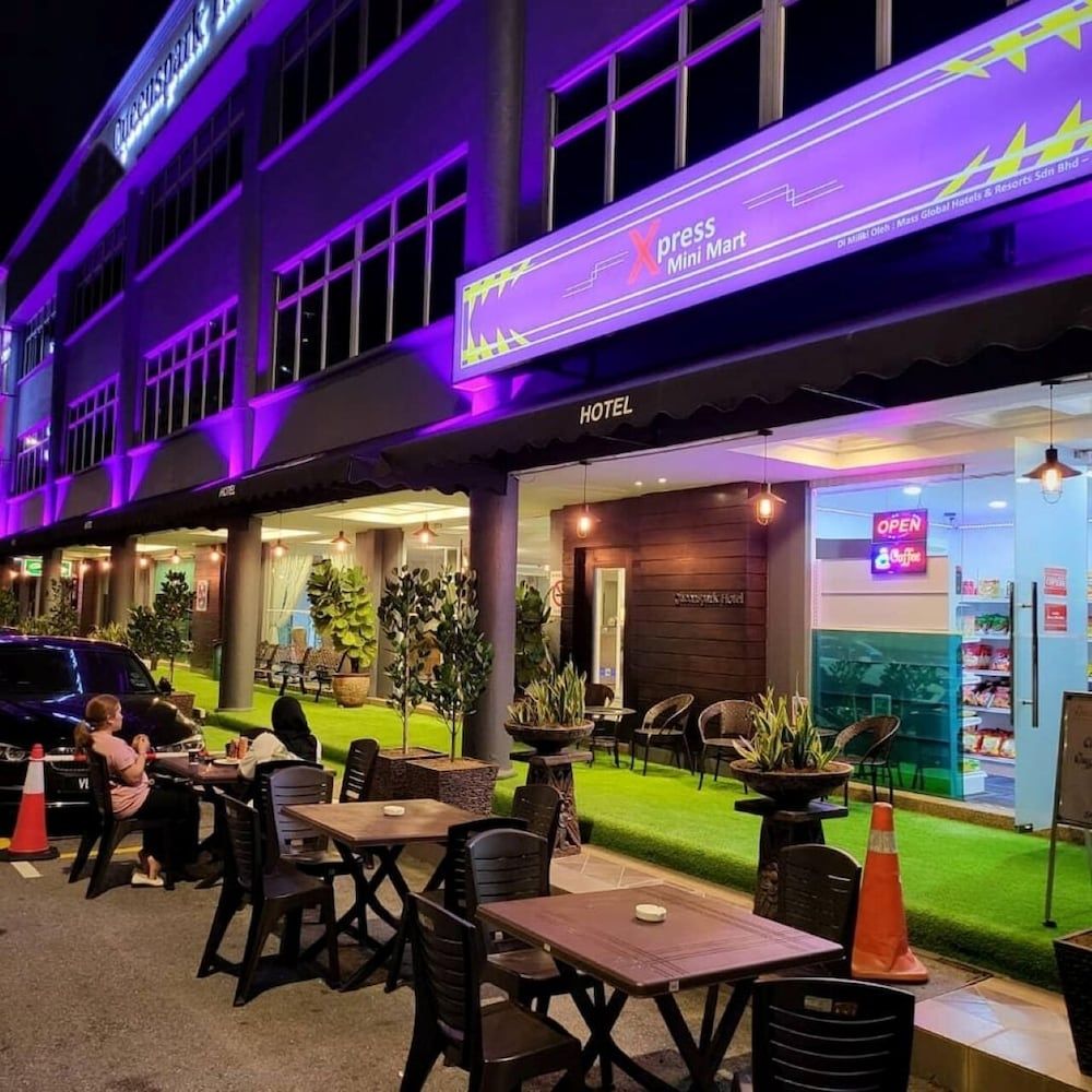 undefined Desa Queenspark Hotel 6