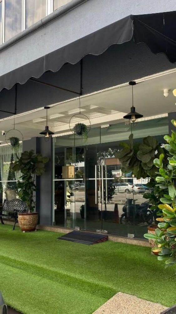 undefined Desa Queenspark Hotel 5