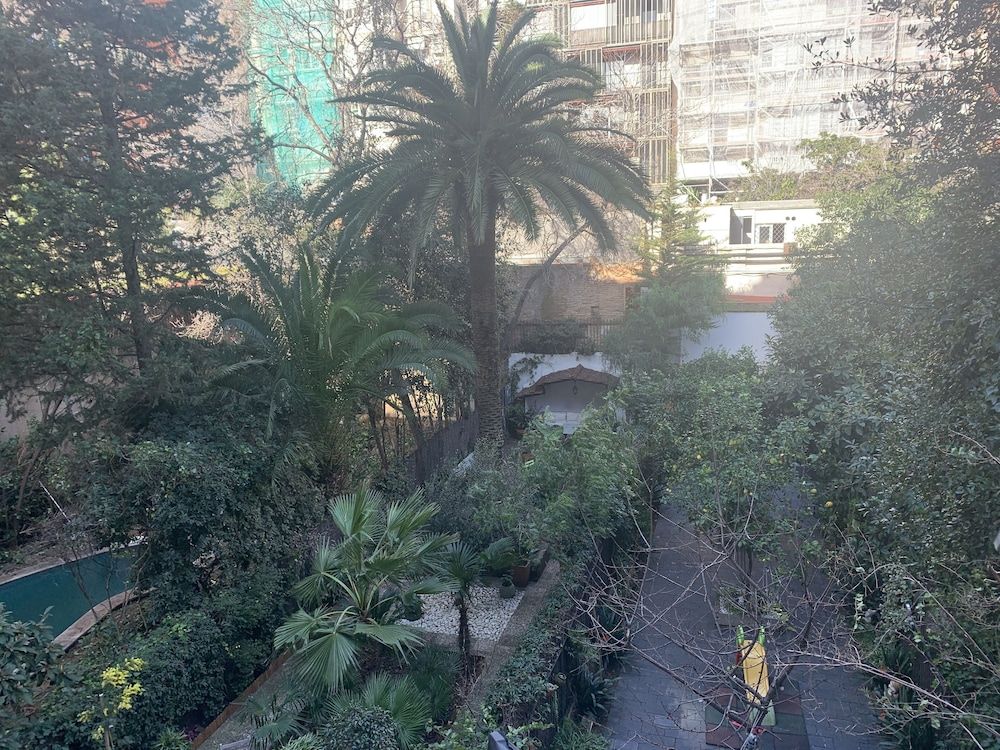 Ciudad Condal Superior Double Room 9