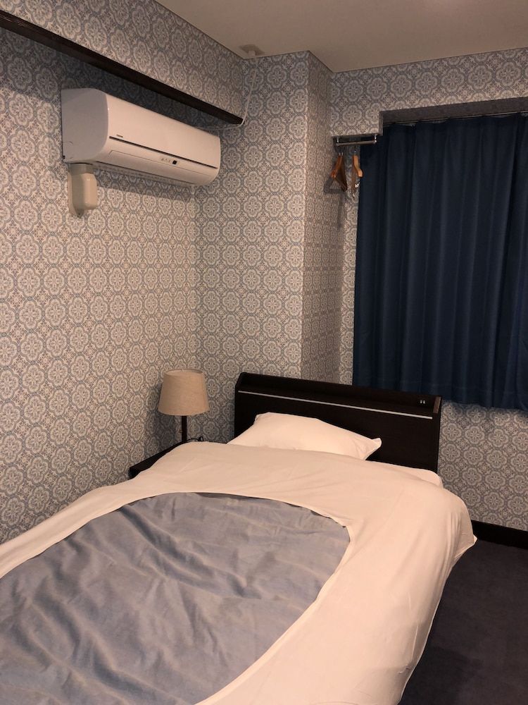 undefined Hatoya Hotel 6