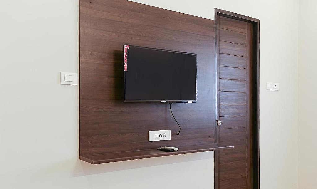 Treebo Hi Line Apartments Kalapatti Premium Double Room 6