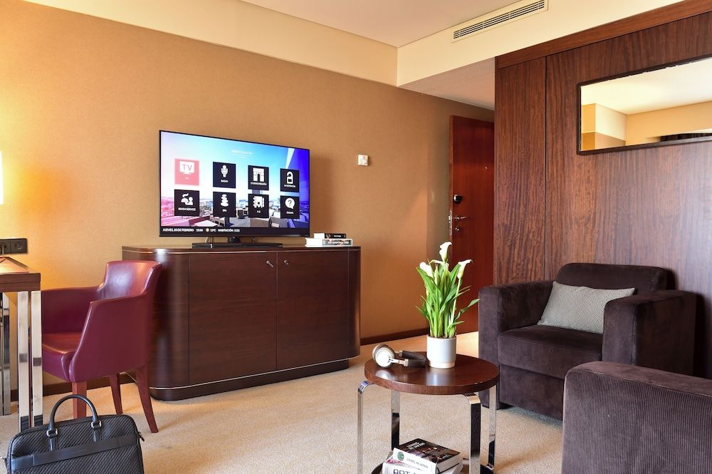 undefined Porto Palácio Hotel by The Editory 9