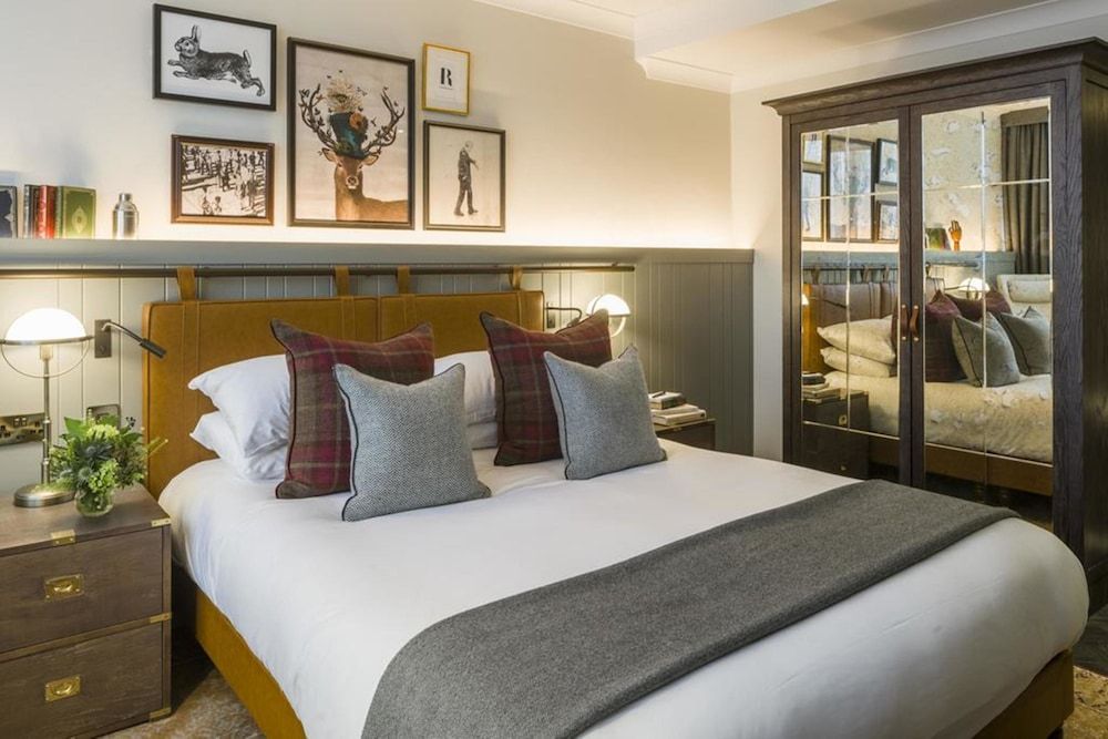 Kimpton Charlotte Square by IHG Room, 1 Double Bed (Essential) 2