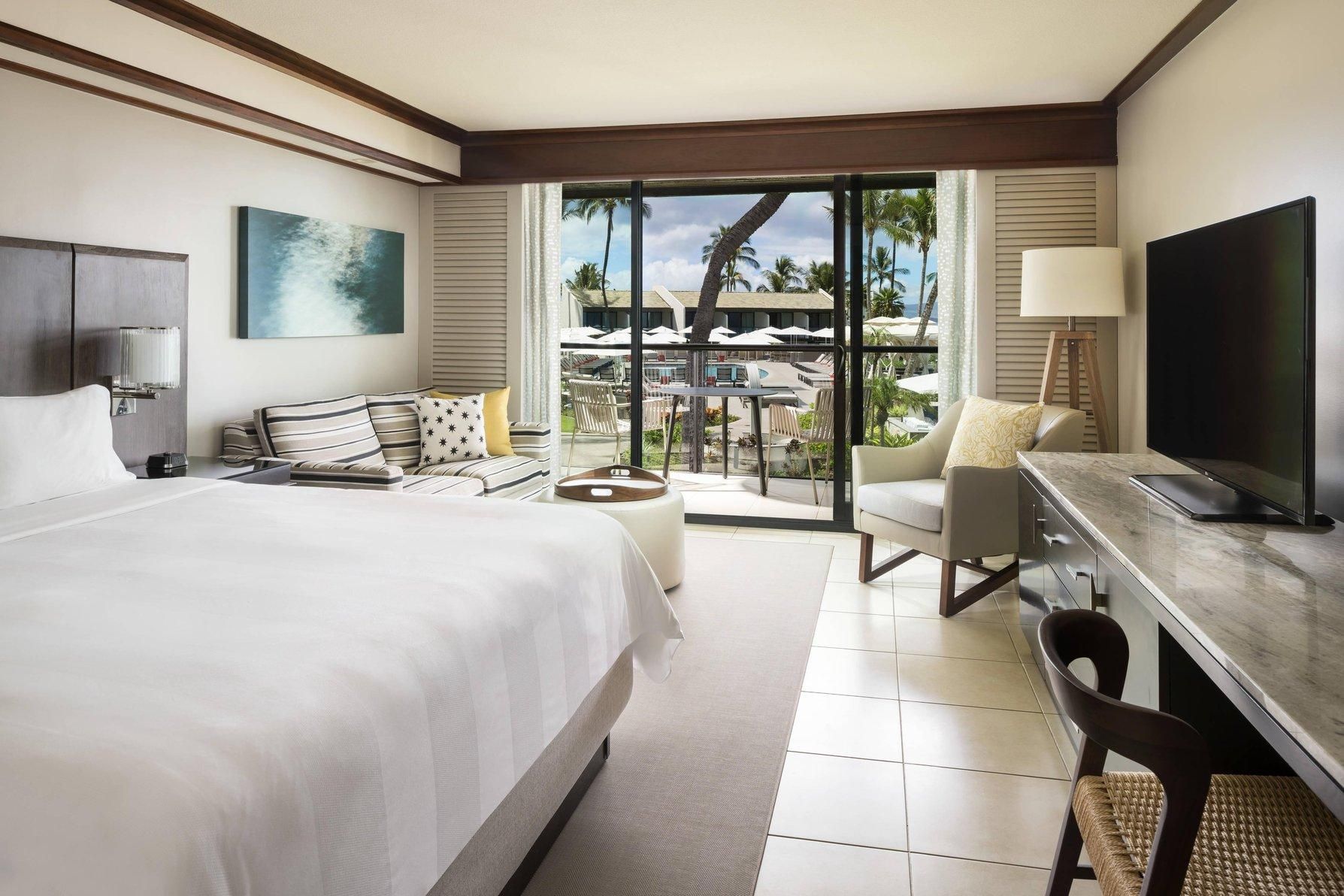 Partial Ocean View, Guest room, 1 King, Sofa bed, Balcony