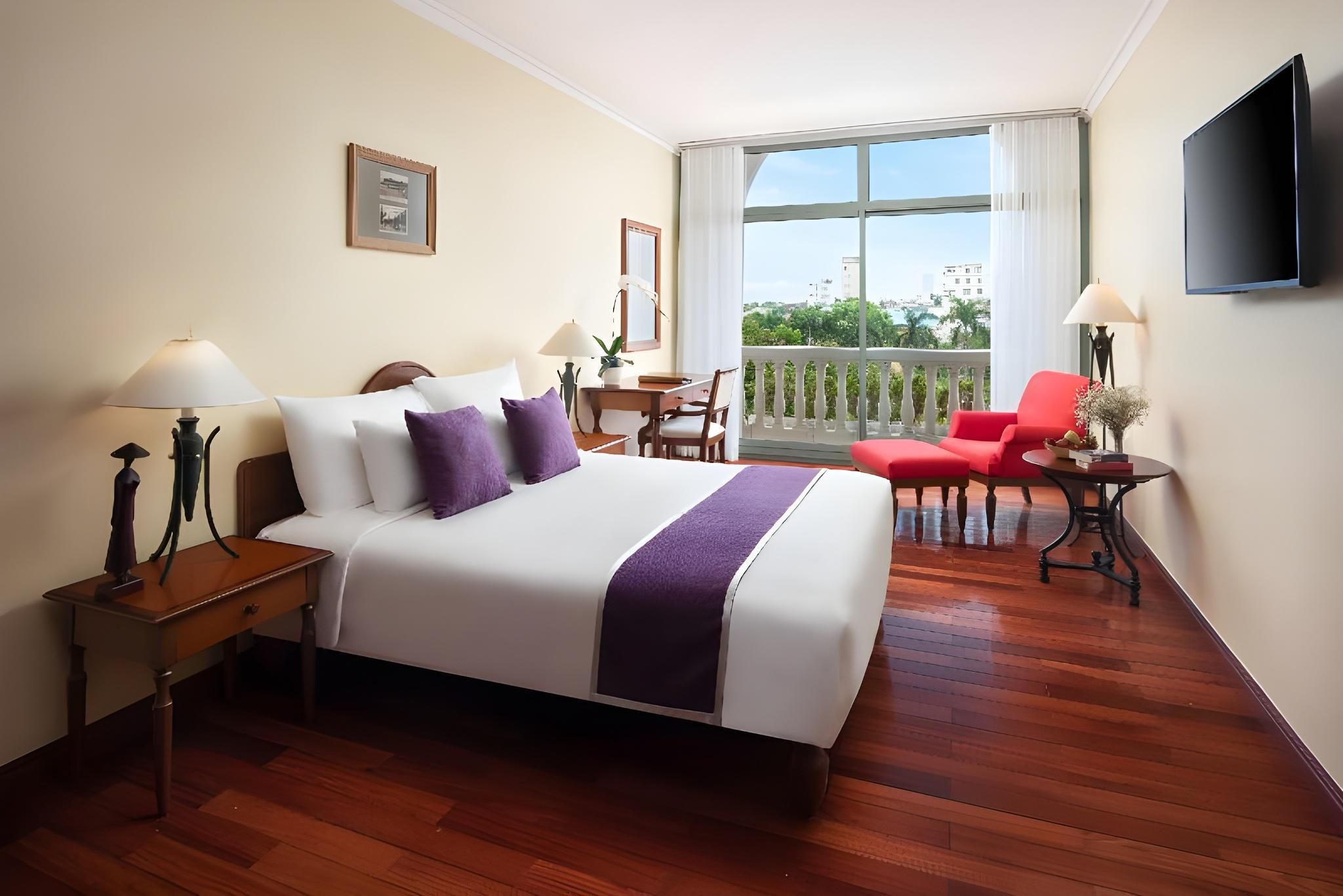 Executive Room