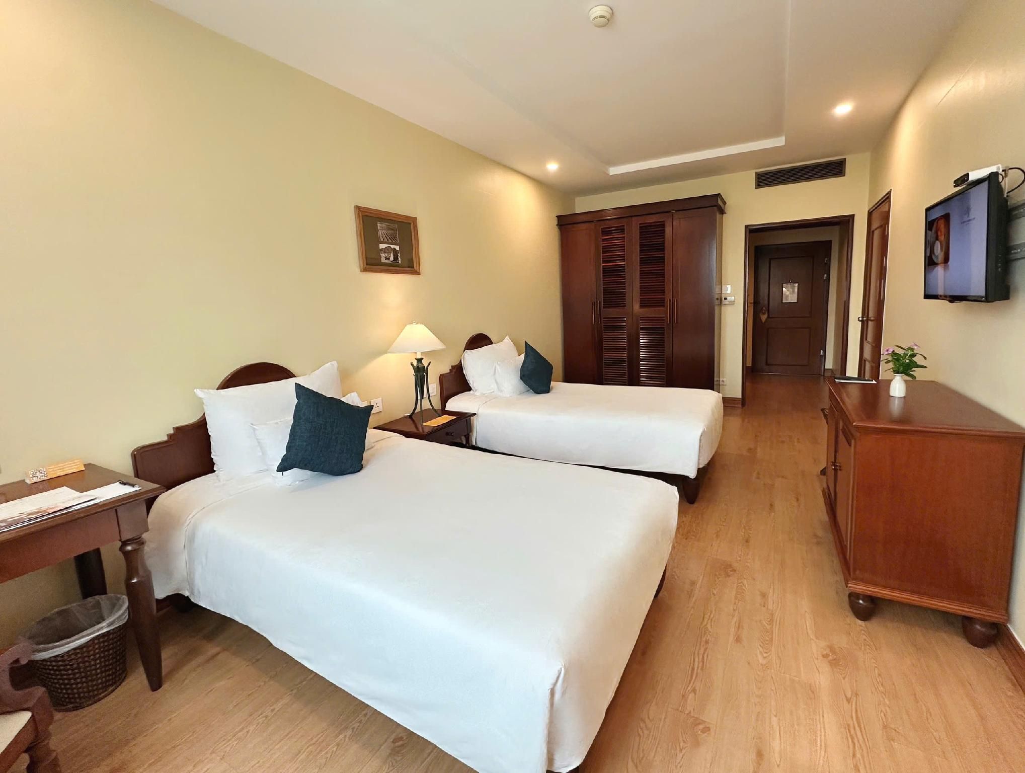 undefined Hai Phong Harbour View Hotel 6
