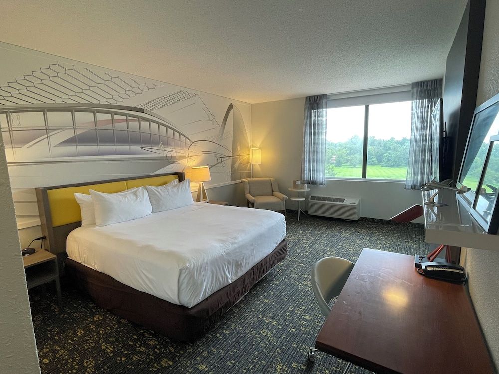 Standard Room, 1 King Bed