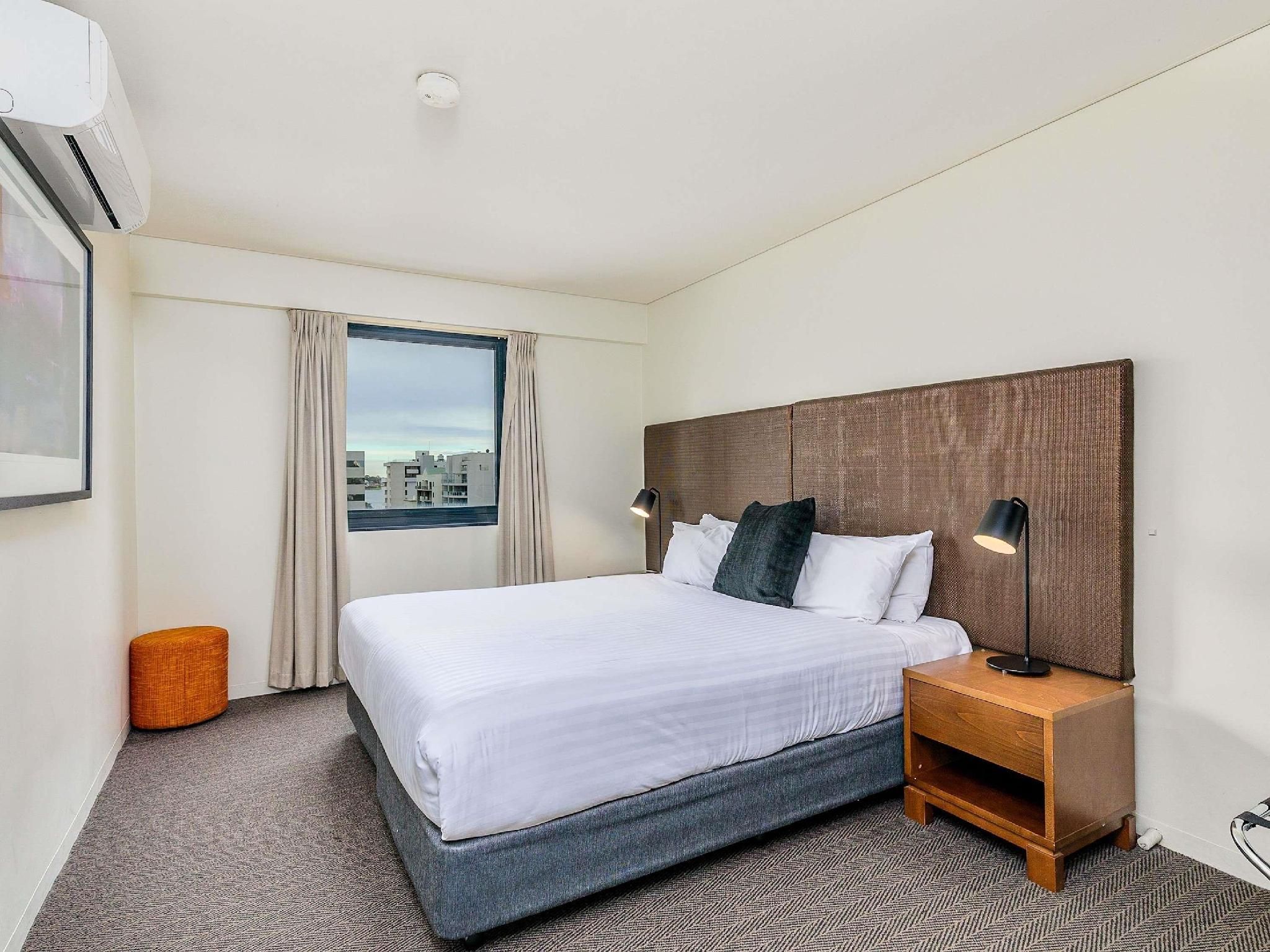 Mantra on Hay Perth 2 Bedroom 2 Bathroom Apartment