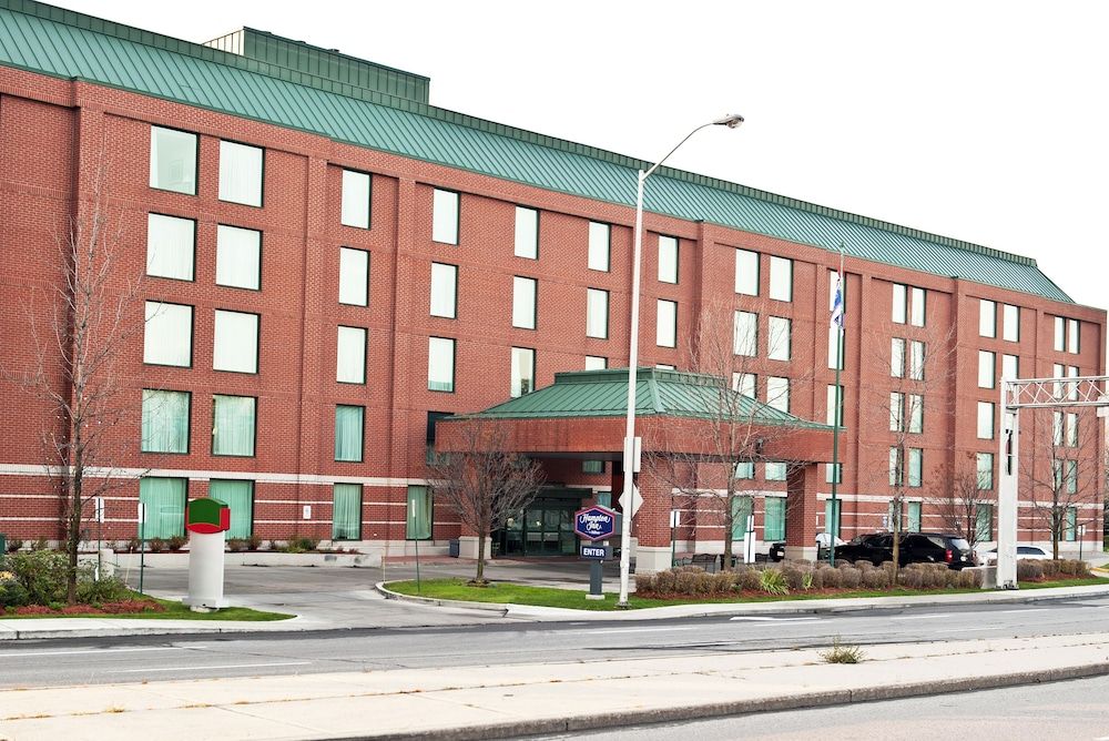 undefined Hampton Inn by Hilton Ottawa 6