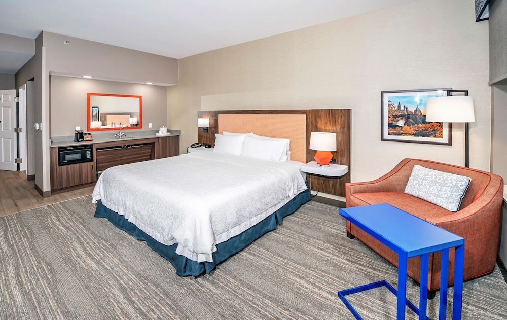 undefined Hampton Inn by Hilton Ottawa 10