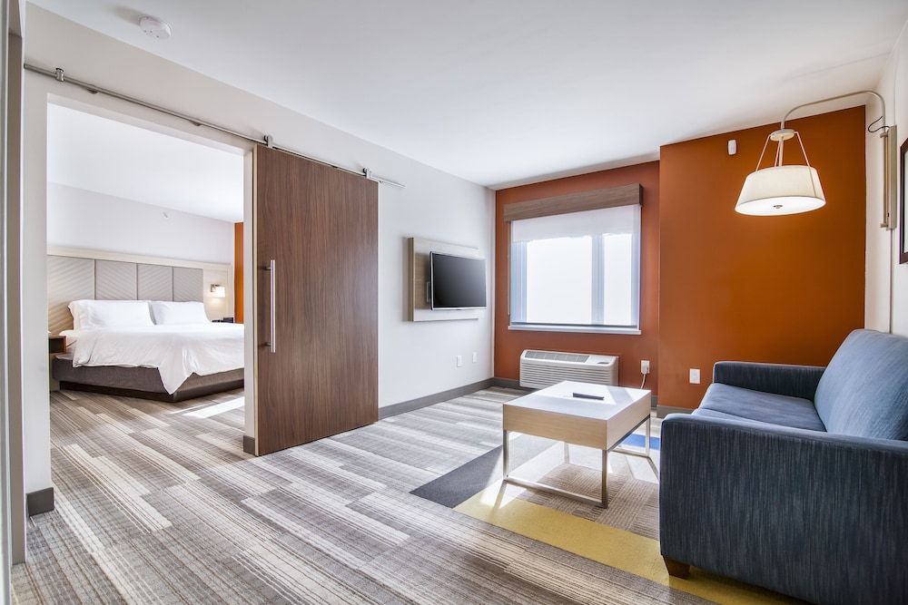 Suite, 1 King Bed