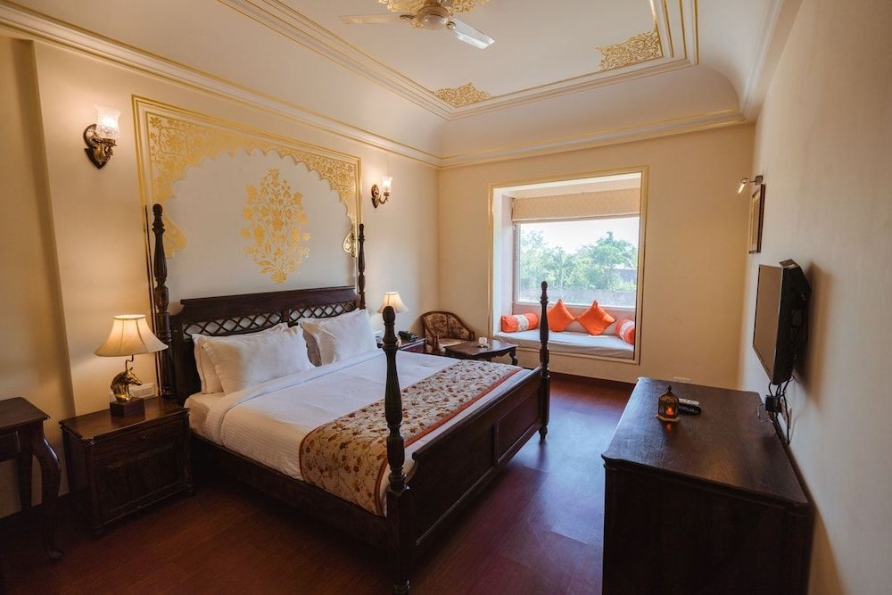 WelcomHeritage Ranthambore Mount Valley Resort Deluxe Room 8