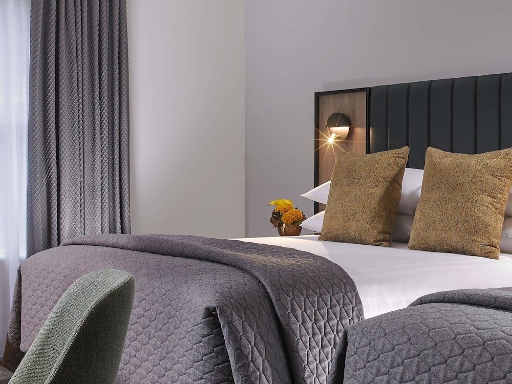 Shannon Springs Hotel Executive Double Single Room