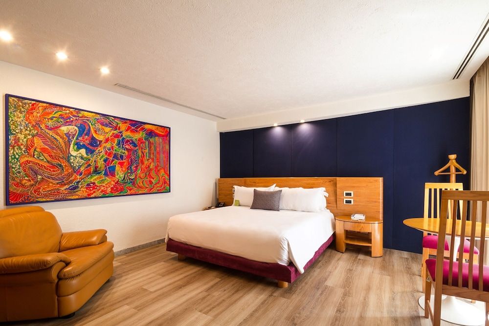 Camino Real Guadalajara Suite Camichin 5